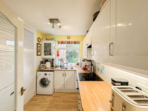 Photo 9- click for photo gallery